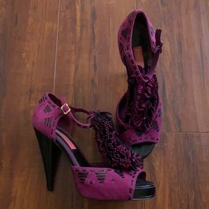 Betsey Johnson Purple Fringe Suede High Heels sz 6
